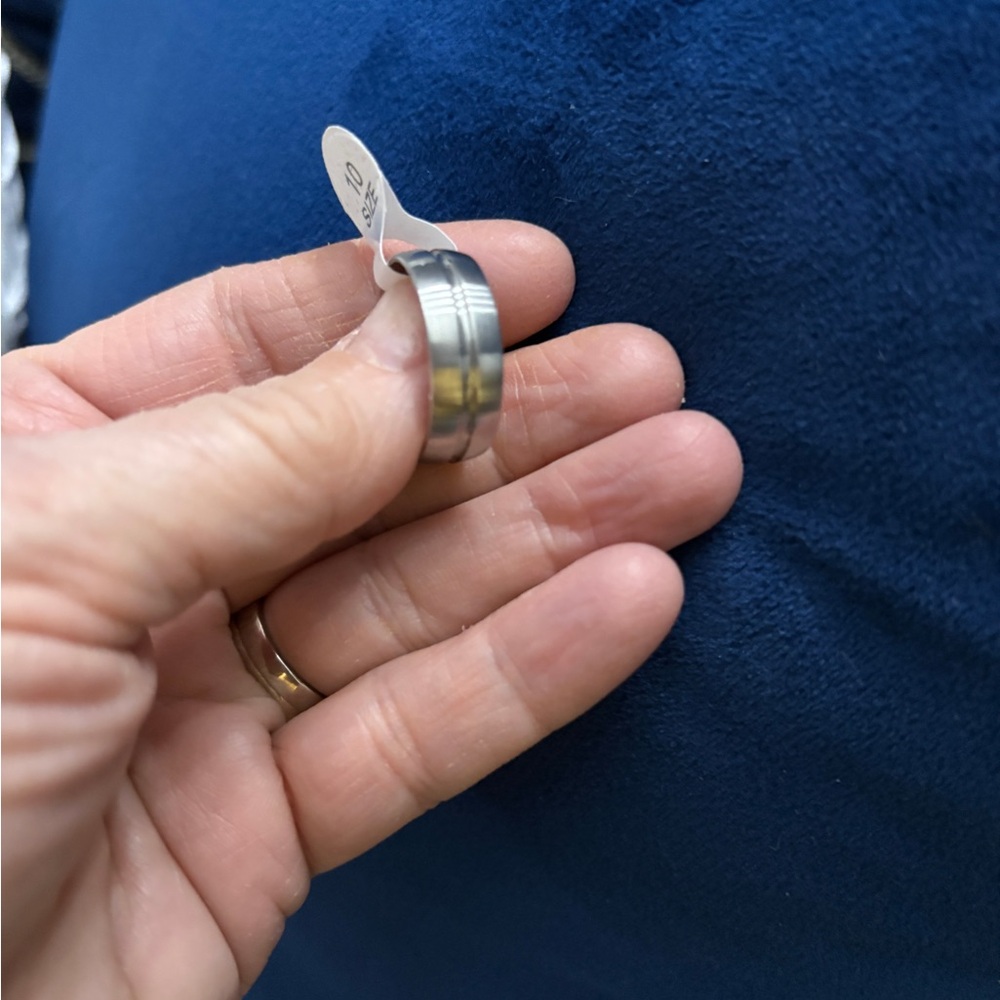 NWOT, Silver men’s Ring